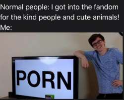 582x468