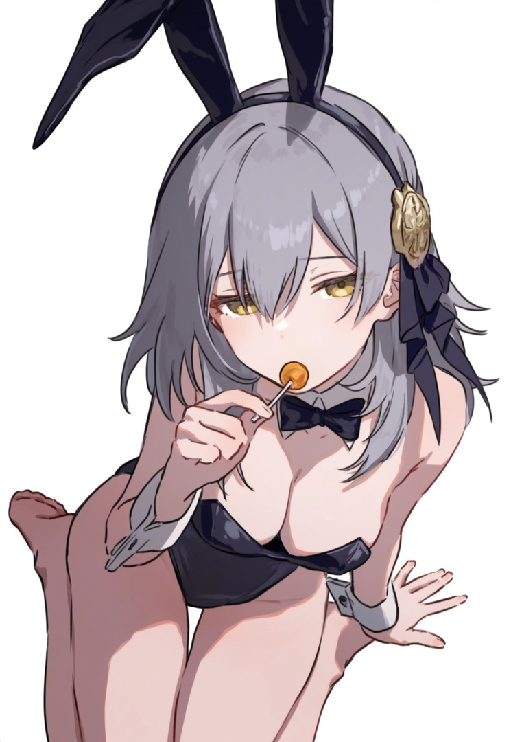 745x1080