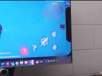 581x437