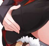 737x699