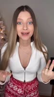 576x1026