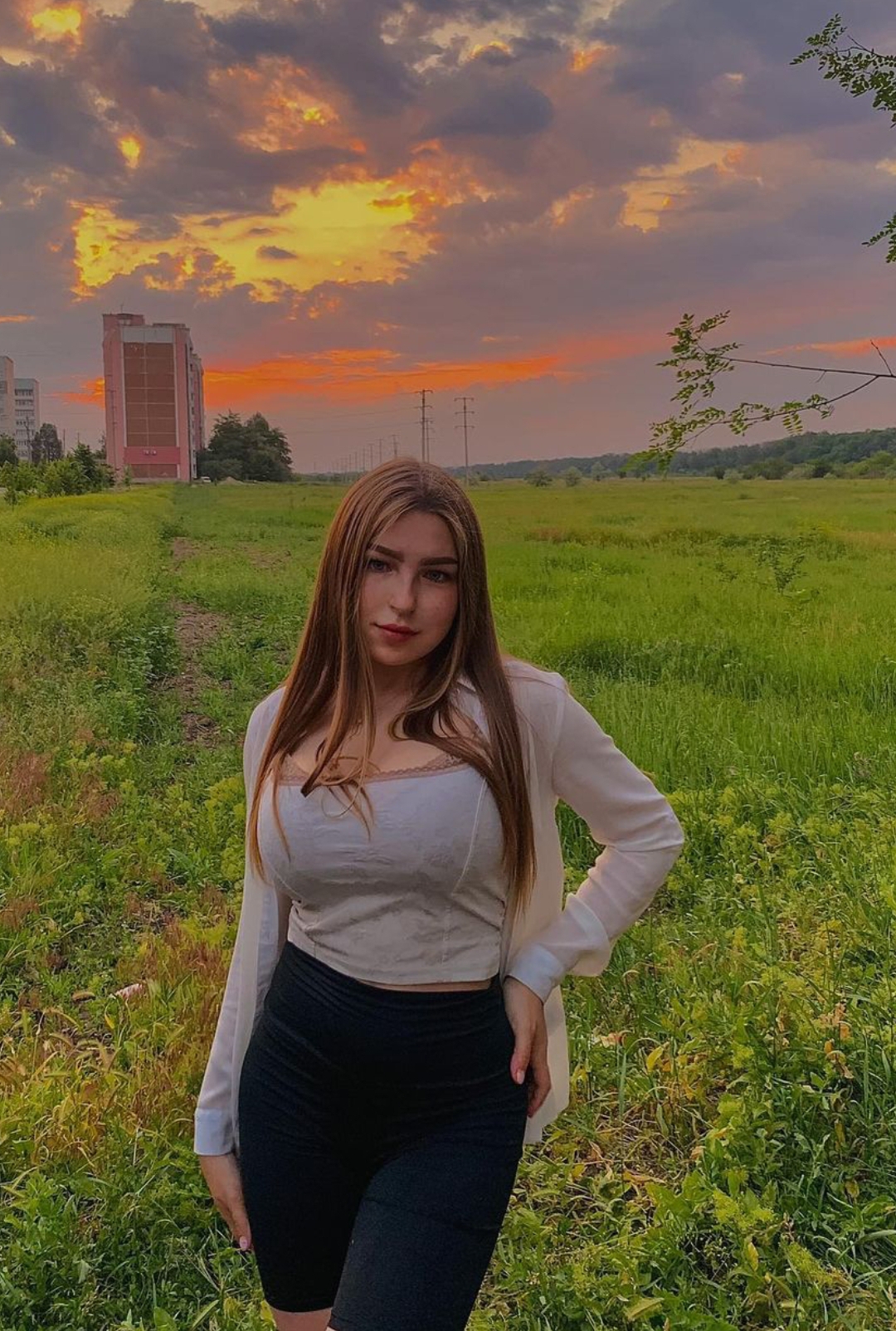 1080x1604