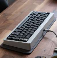 608x609