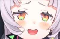 916x596
