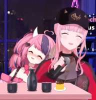 607x632