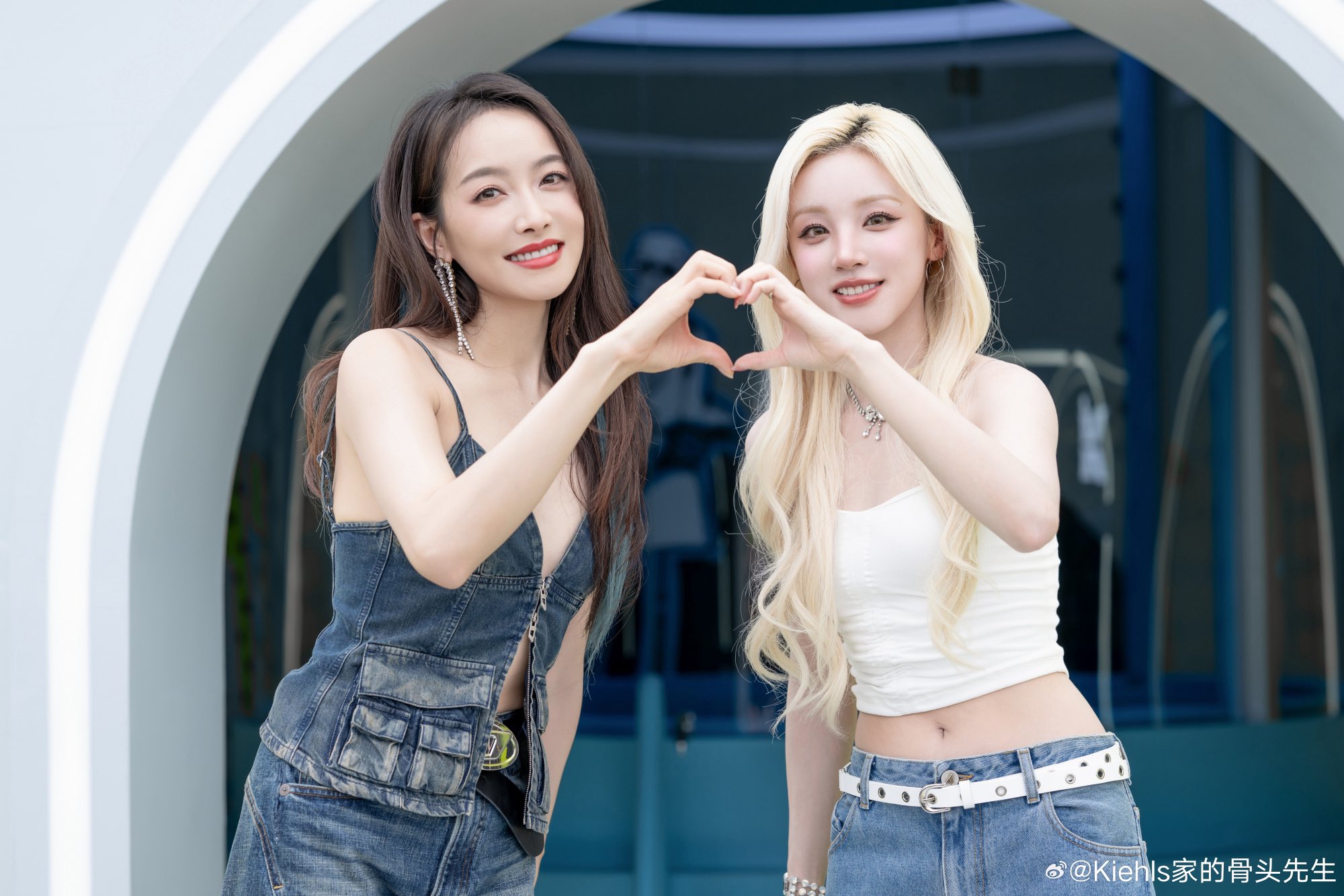2000x1333