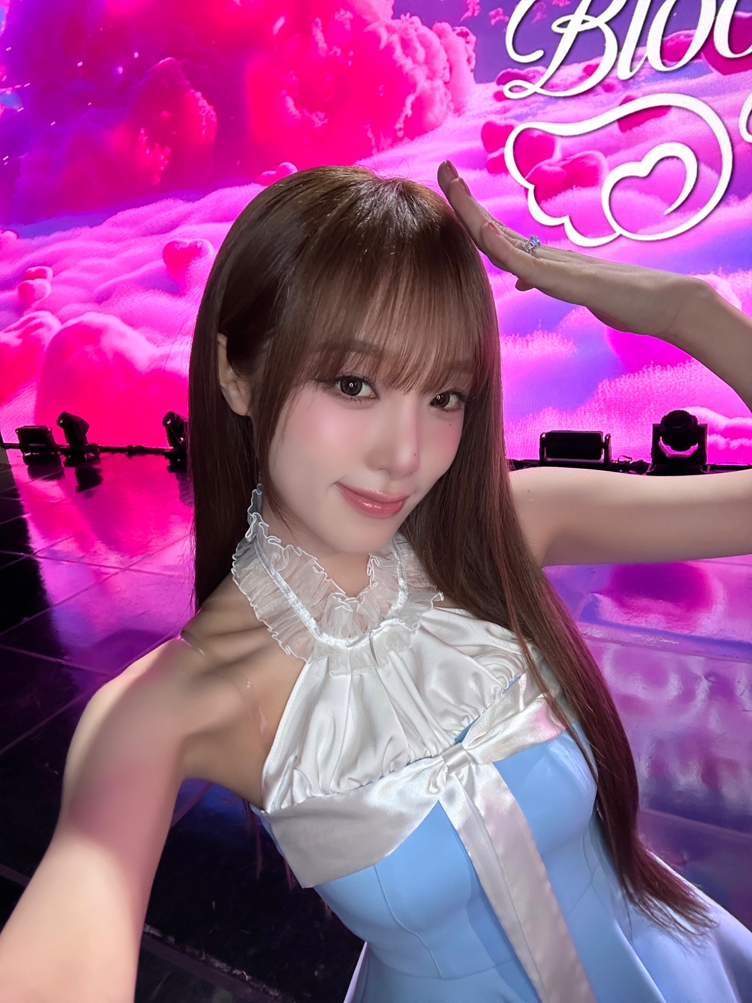 1536x2048