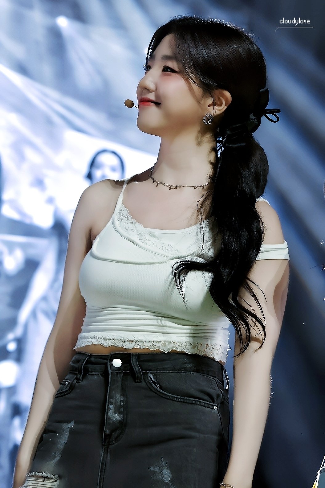 1055x1583