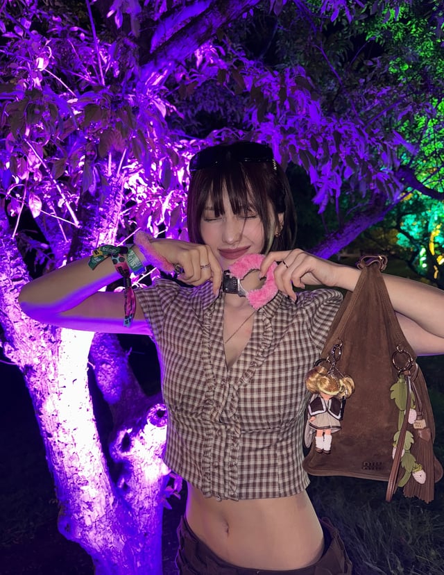 640x828