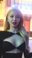 608x1080