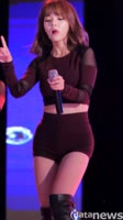 608x1080