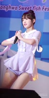 916x1798