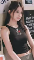 718x1280
