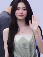 576x768