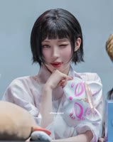 576x722