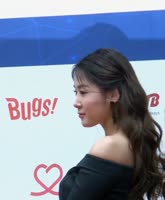 596x720
