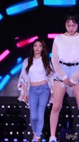 606x1080