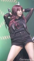 608x1080