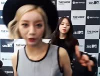 940x720