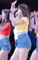 688x1080