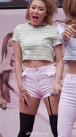 608x1080