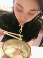 476x640