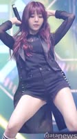 608x1080