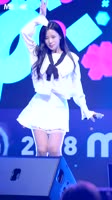 1216x2160