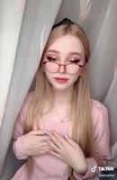 576x884