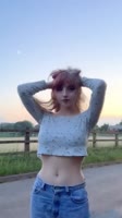 684x1216