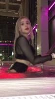 576x1024