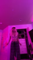 576x1024