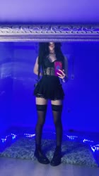 576x1024