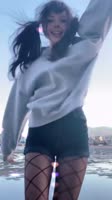 576x1024