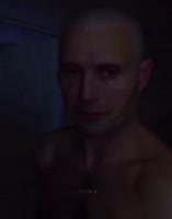 576x730