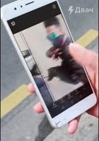 560x800