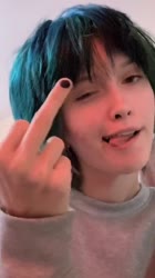 720x1280