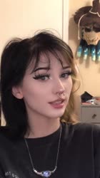 576x1024