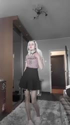 576x1024