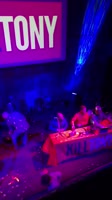 576x1024