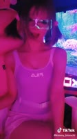 576x1024