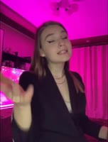 336x442