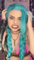 720x1280