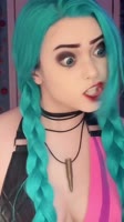 720x1280