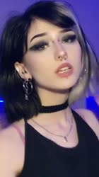 576x1024