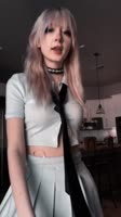 576x1024
