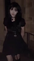 720x1276