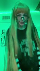 720x1280