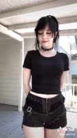 576x1024