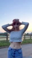 684x1216